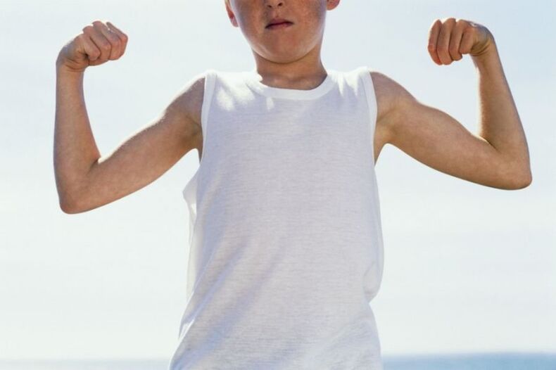 Starke Teenager- und Penisvergrößerung mit 14 Jahren